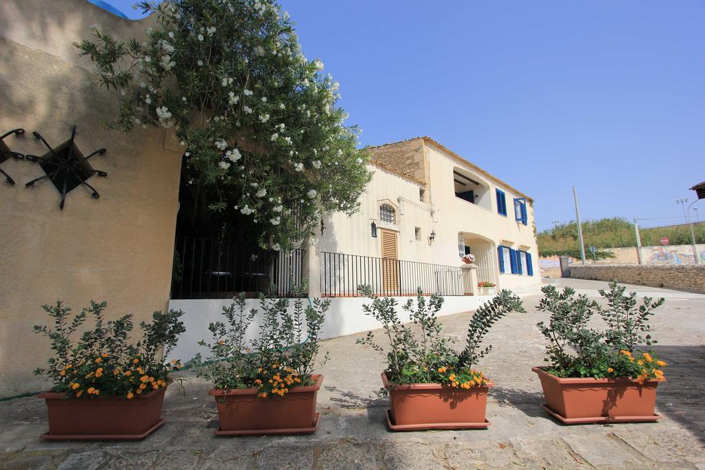 Sud Est Le Case di Elisa Marina di Ragusa Esterno foto